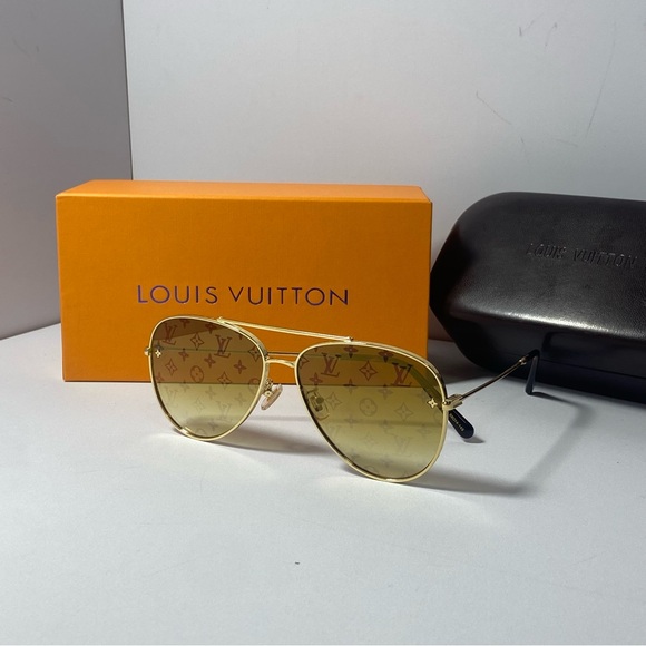 Louis Vuitton Gold Sunglasses - Picture 2 of 4